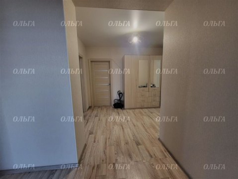4-к квартира, 5/5 эт., 106м²