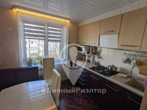 2-к квартира, 3/5 эт., 53м²