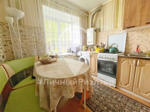 4-к квартира, 3/5 эт., 61м²
