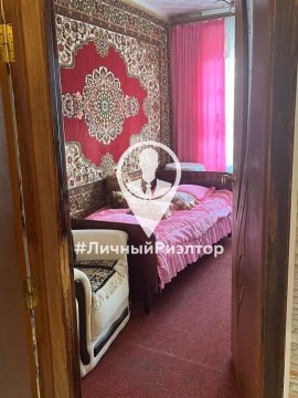 3-к квартира, 1/3 эт., 52м²