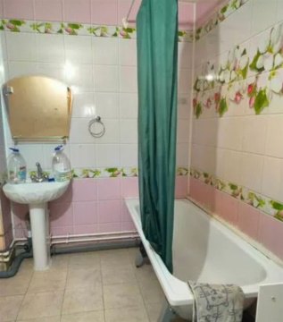 2-к квартира, 3/9 эт., 74м²