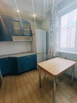 1-к квартира, 12/17 эт., 37м²