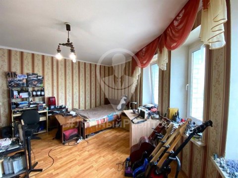 2-к квартира, 9/10 эт., 68м²