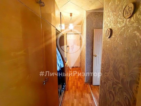 3-к квартира, 4/5 эт., 51м²
