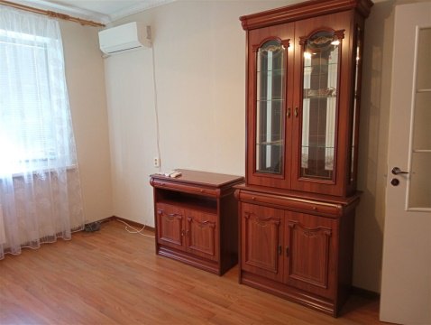 2-к квартира, 8/10 эт., 52м²