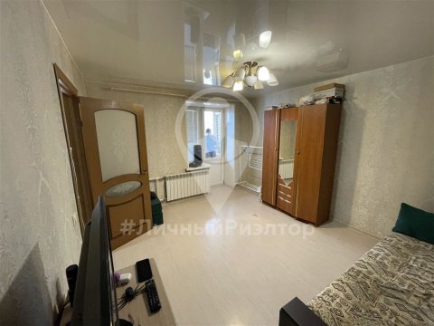 1-к квартира, 10/10 эт., 28м²