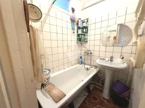 2-к квартира, 5/5 эт., 45м²