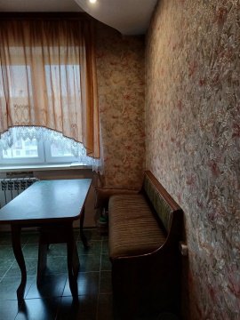 2-к квартира, 8/10 эт., 54м²