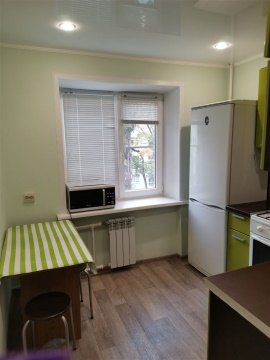 2-к квартира, 4/5 эт., 44м²
