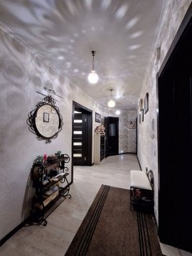 3-к квартира, 1/6 эт., 74м²