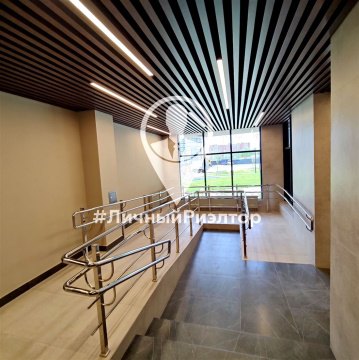2-к квартира, 10/22 эт., 56м²