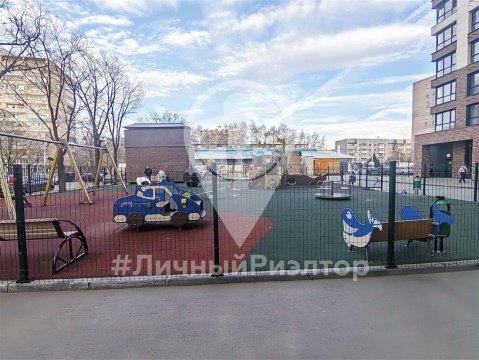 1-к квартира, 8/17 эт., 43м²