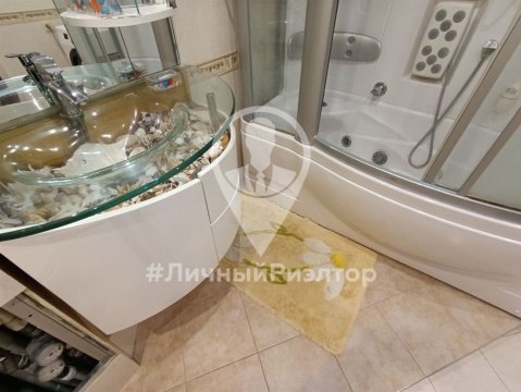 3-к квартира, 5/10 эт., 108м²