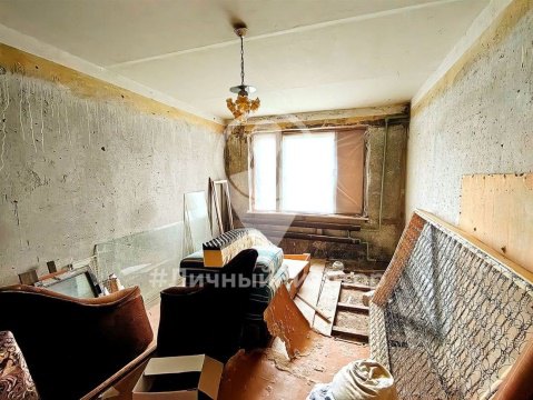 3-к квартира, 1/3 эт., 49м²