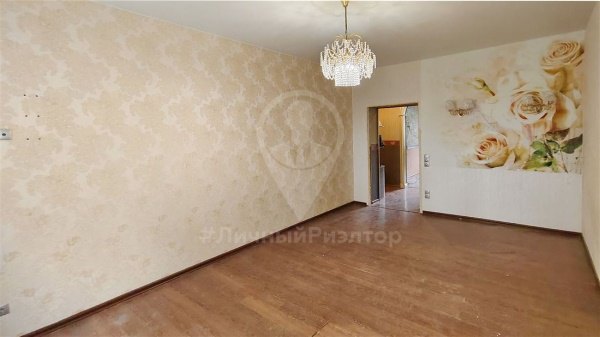 2-к квартира, 1/2 эт., 56м²
