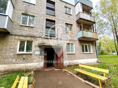 1-к квартира, 1/4 эт., 30м²