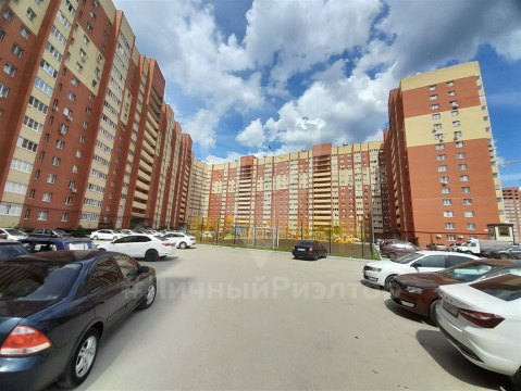 2-к квартира, 8/15 эт., 70м²