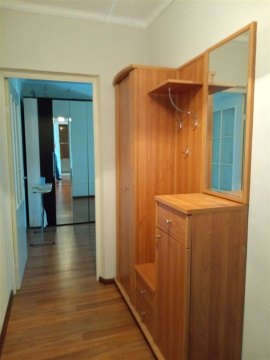 2-к квартира, 8/10 эт., 52м²