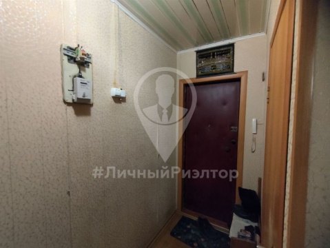 2-к квартира, 1/4 эт., 49м²