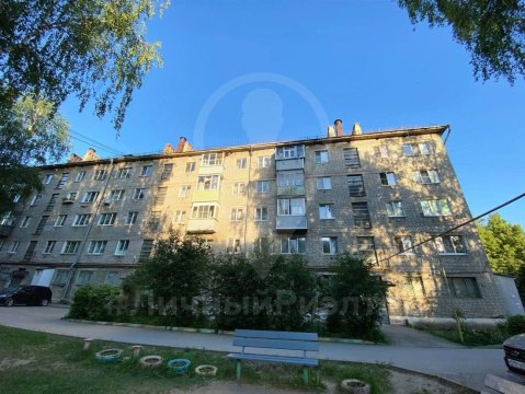 3-к квартира, 2/5 эт., 55м²