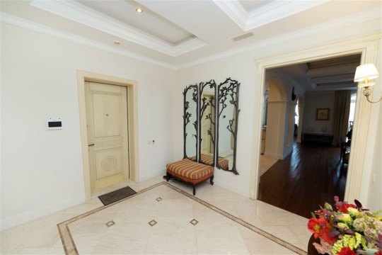 3-к квартира, 2/3 эт., 175м²