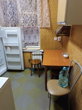2-к квартира, 4/5 эт., 45м²