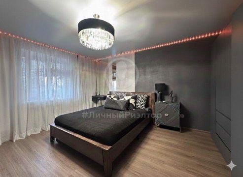 1-к квартира, 7/10 эт., 42м²