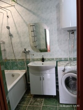 3-к квартира, 2/2 эт., 75м²