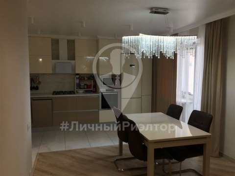2-к квартира, 13/15 эт., 84м²