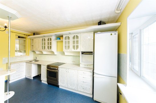 3-к квартира, 6/6 эт., 76м²