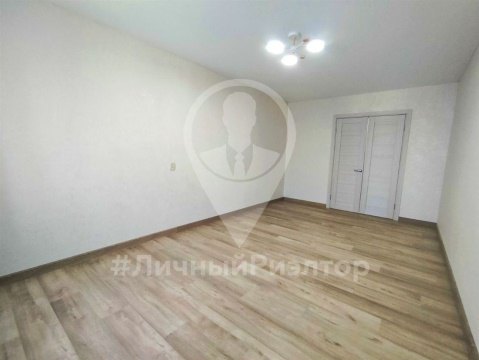 2-к квартира, 4/9 эт., 52м²
