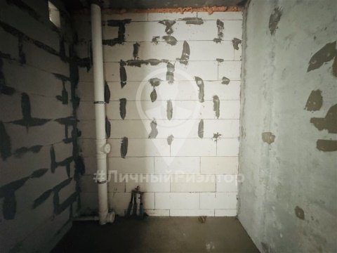 4-к квартира, 1/18 эт., 84м²