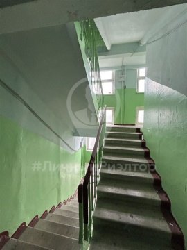 2-к квартира, 8/9 эт., 44м²