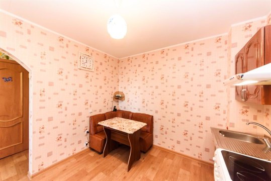 2-к квартира, 7/10 эт., 49м²