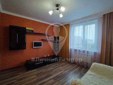 2-к квартира, 6/9 эт., 38м²