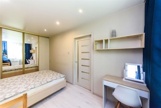 2-к квартира, 1/5 эт., 45м²