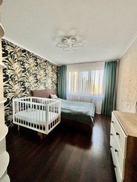 2-к квартира, 4/5 эт., 52м²