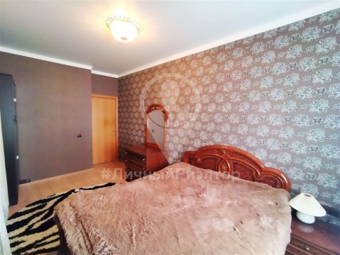 3-к квартира, 8/10 эт., 96м²