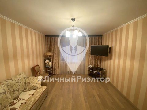1-к квартира, 3/15 эт., 45м²