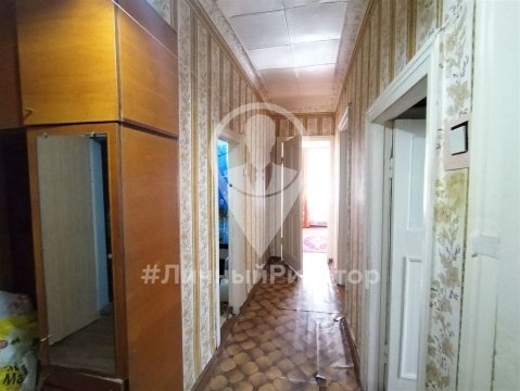 3-к квартира, 1/2 эт., 64м²