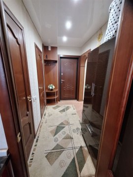 2-к квартира, 3/12 эт., 70м²