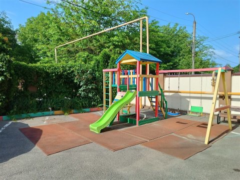1-к квартира, 4/4 эт., 43м²