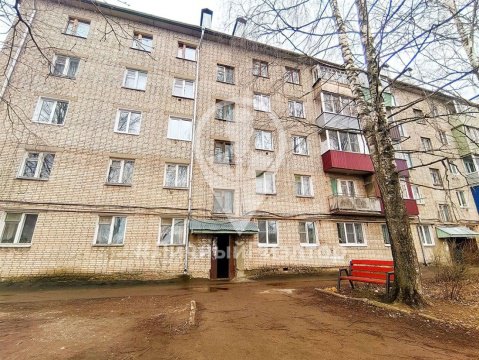 3-к квартира, 4/5 эт., 51м²