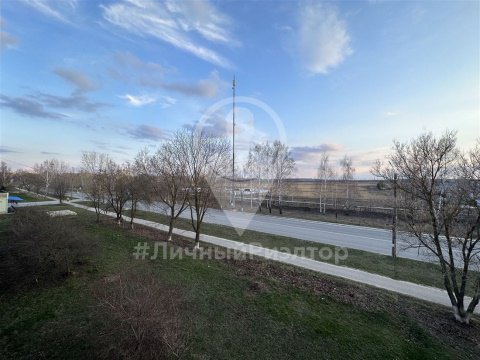 3-к квартира, 3/5 эт., 53м²