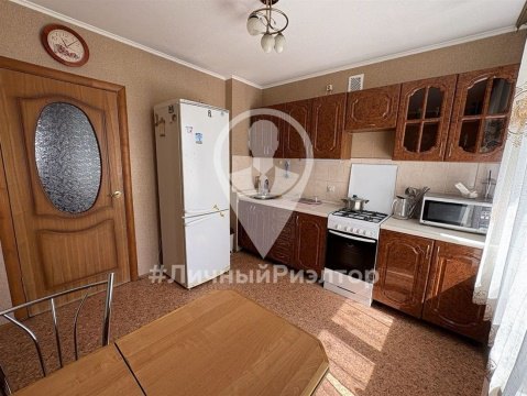 3-к квартира, 7/10 эт., 70м²
