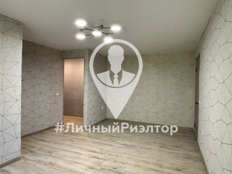2-к квартира, 2/4 эт., 43м²