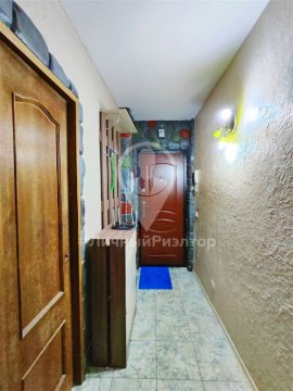 2-к квартира, 4/5 эт., 47м²