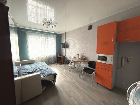 1-к квартира, 5/5 эт., 18м²