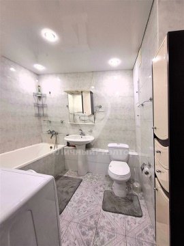2-к квартира, 5/10 эт., 53м²