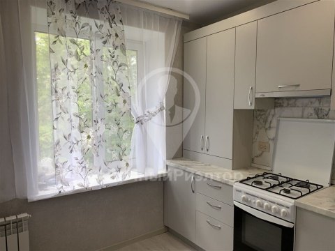 2-к квартира, 4/4 эт., 44м²